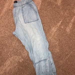 American Eagle Jean Soft Jogger Pants Cropped